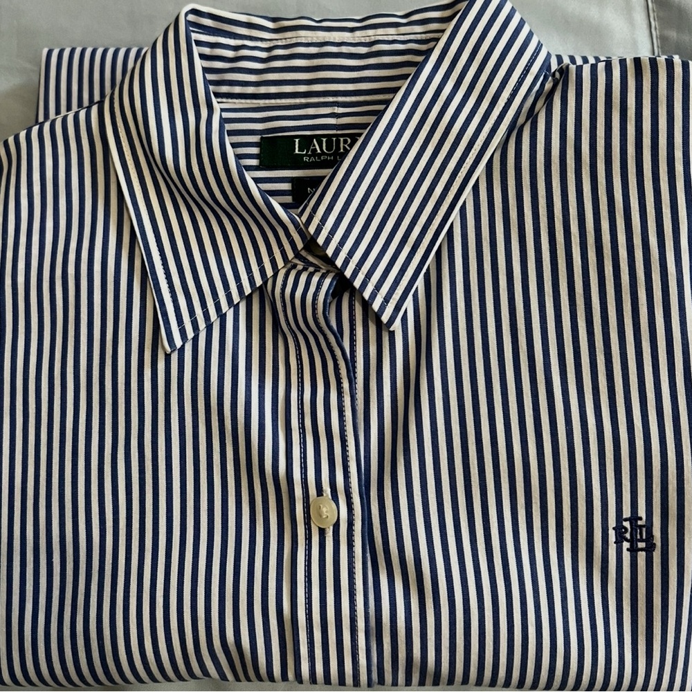 Lauren Ralph Lauren women's Blue Striped Shirt